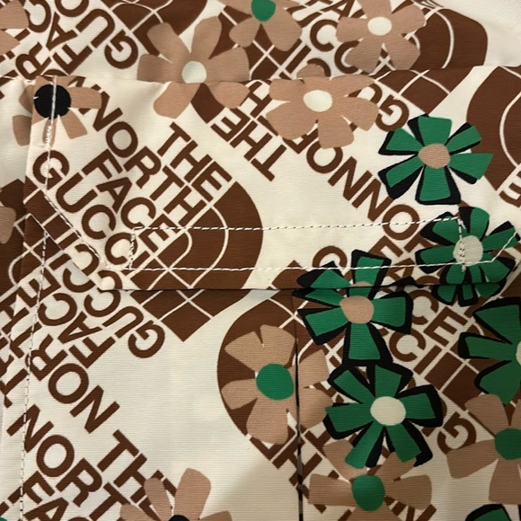 The North Face x Gucci Floral Jacket - Picture 2 of 14